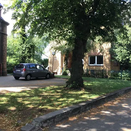 Altes Pfarrhaus * 오버하우젠